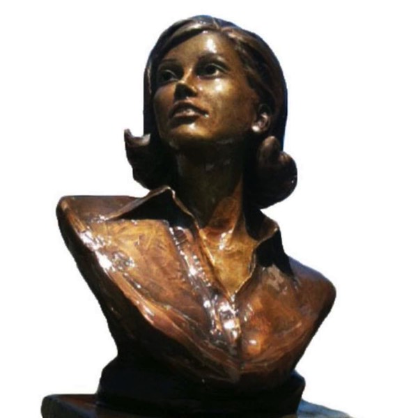 Bronze commissioned Bust of Mary Tyler Moore prior to installation 