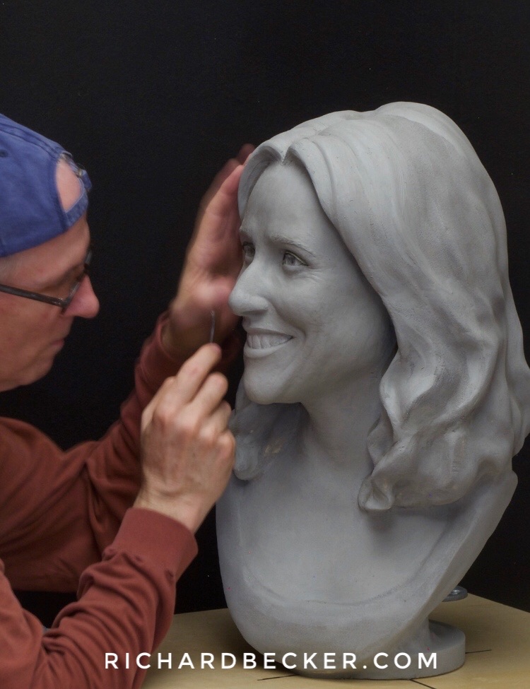 Julia Louis-Dreyfus bust being sculpted by Richard Becker for Television Academy