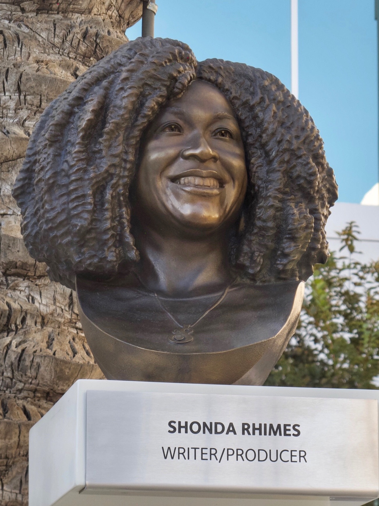 Shonda Rhimes bronze Bust in clay for Television Academy