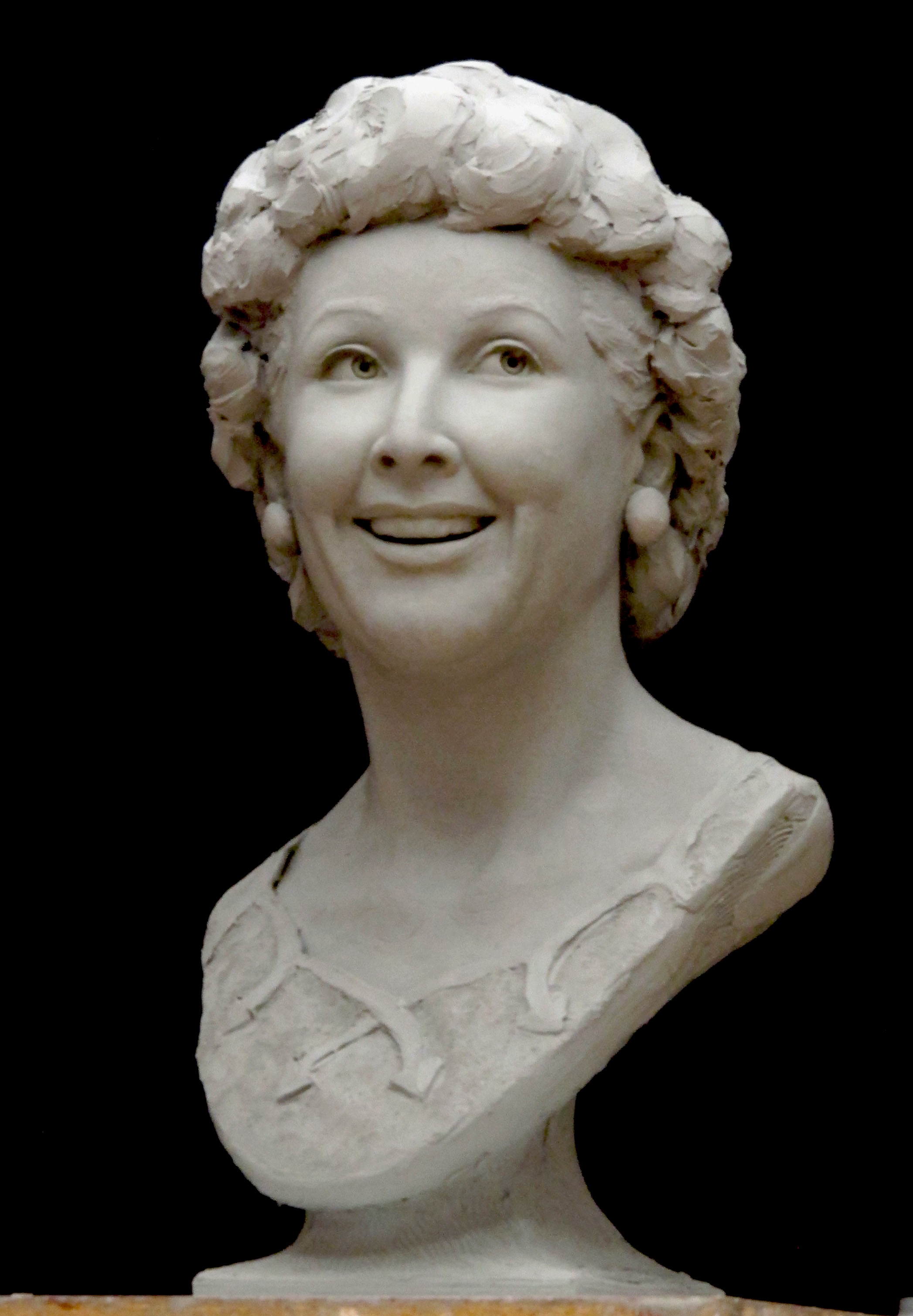 Vivian Vance Bust sculpt in clay Front